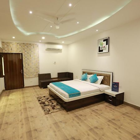 Oyo 8837 Hotel Surya Galaxy Kanpur Exterior foto