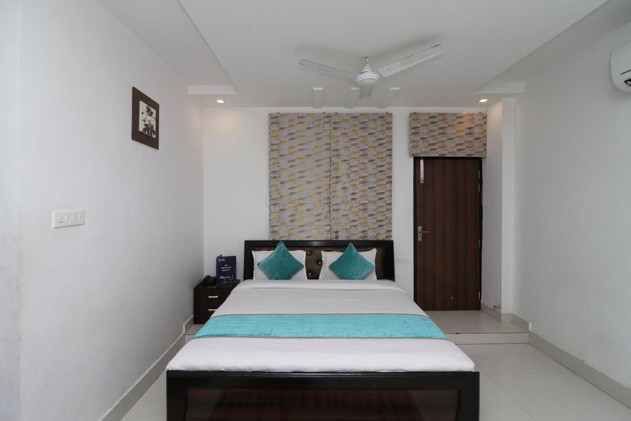 Oyo 8837 Hotel Surya Galaxy Kanpur Exterior foto